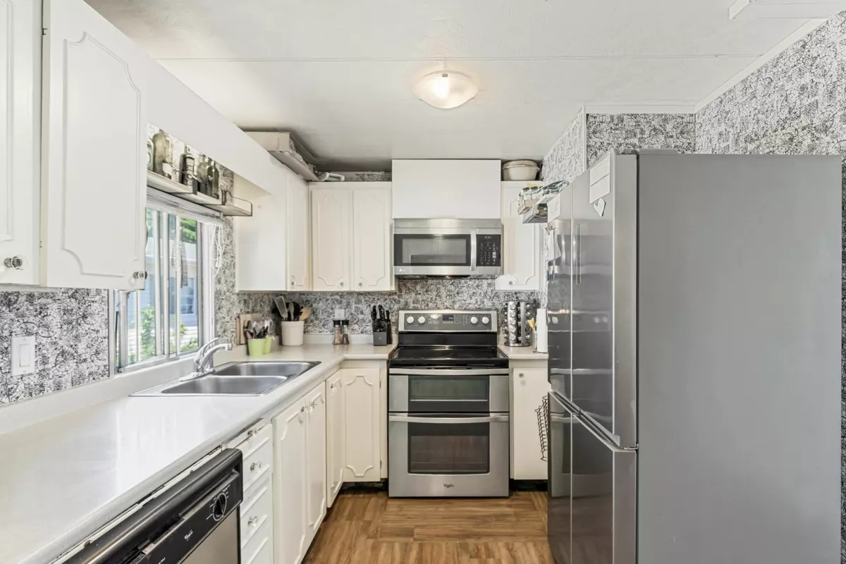 Primary Bedroom Photo of 77 19630 Pinyon Lane, Pitt Meadows, BC