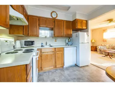 Basement Recreation Room Photo of 26968 30 Avenue, Langley, BC