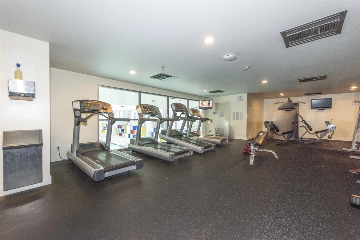 Basement Recreation Room Photo of 3108 111 W Georgia Street, Vancouver, BC