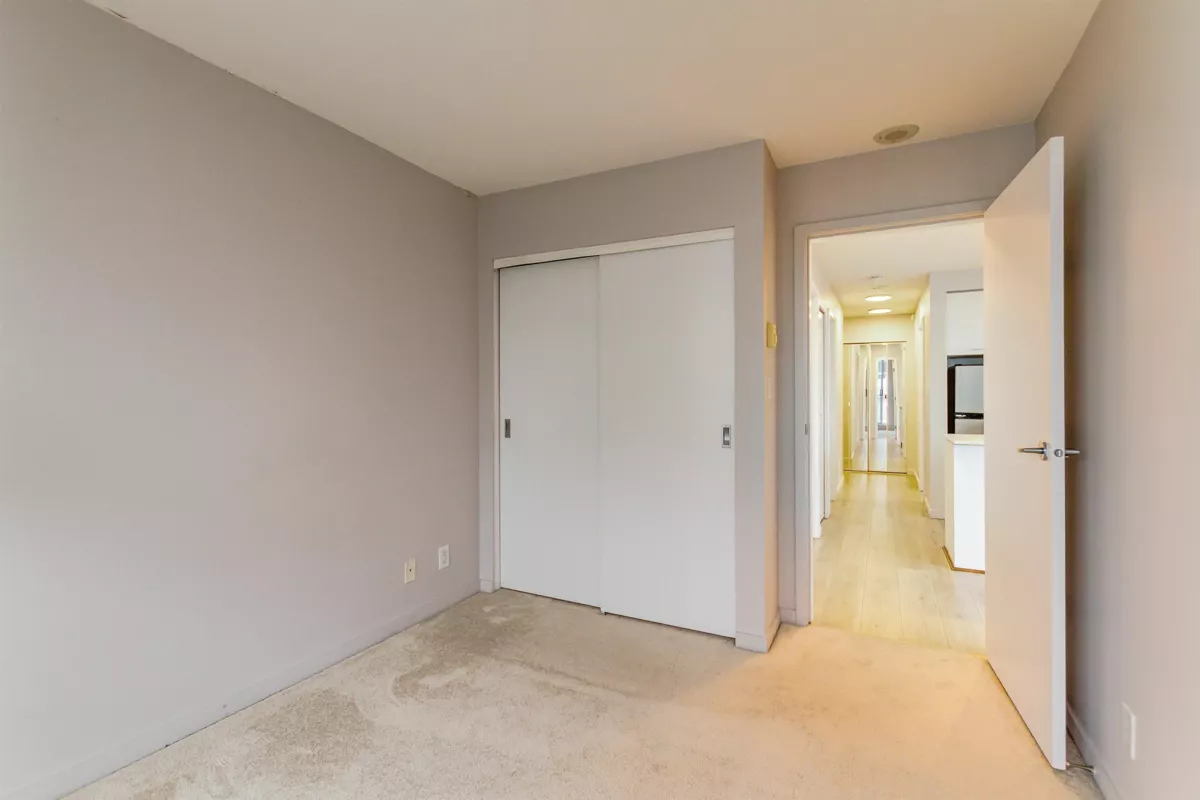 Bedroom 4 Photo of 3108 111 W Georgia Street, Vancouver, BC