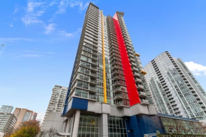 Laundry Room Photo of 3108 111 W Georgia Street, Vancouver, BC