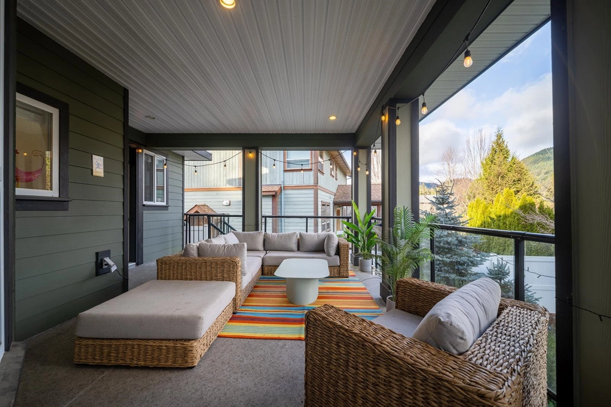 Bedroom 2 Photo of 1031 Jay Crescent, Squamish, BC