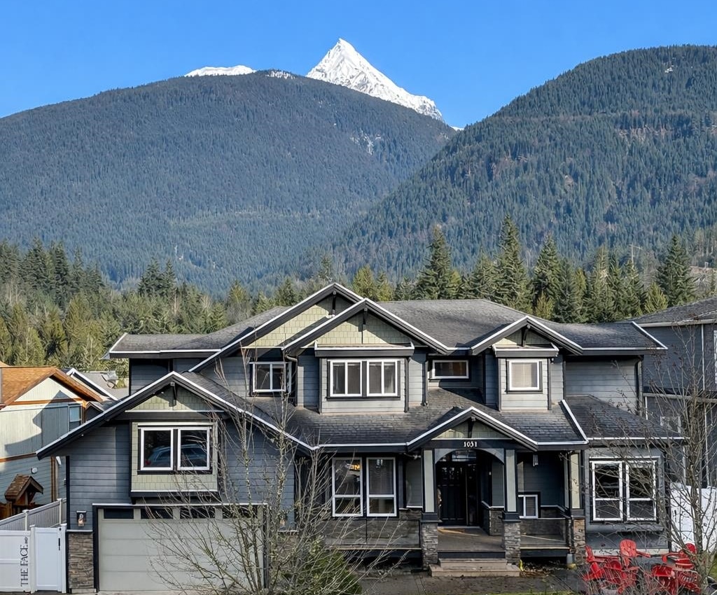 Exterior Rear Photo of 1031 Jay Crescent, Squamish, BC