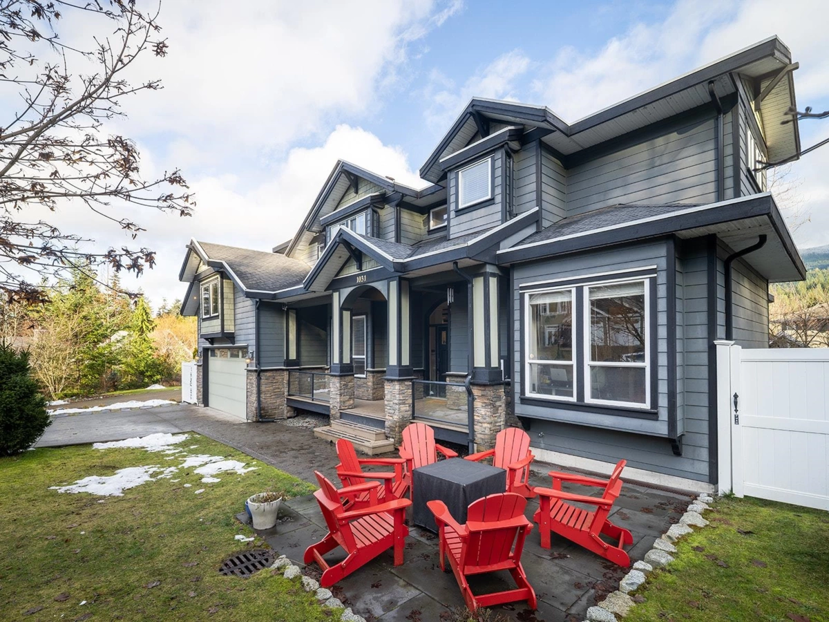 Staircase Photo of 1031 Jay Crescent, Squamish, BC