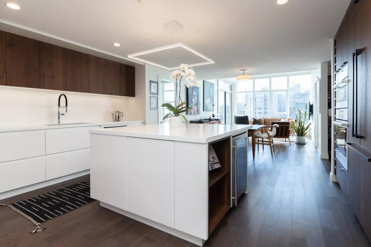 Living Room Photo of 416 1526 Finlay Street, White Rock, BC