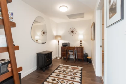 Guest Bathroom Photo of 416 1526 Finlay Street, White Rock, BC