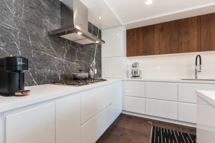 Kitchen Photo of 416 1526 Finlay Street, White Rock, BC