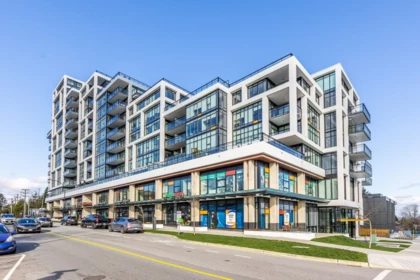 Playground / Recreational Area Near 416 1526 Finlay Street, White Rock, BC
