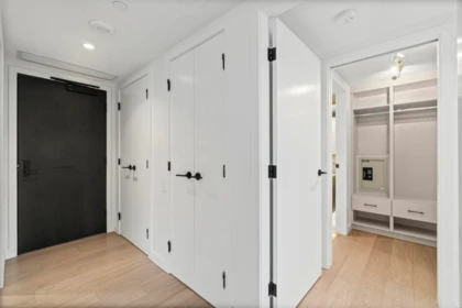 Loft / Bonus Room Photo of 505 1180 Broughton Street, Vancouver, BC