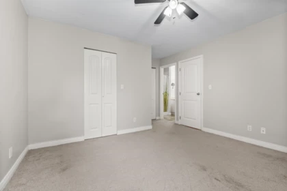 Entry Foyer Photo of 50 7715 Luckakuck Place, Chilliwack, BC
