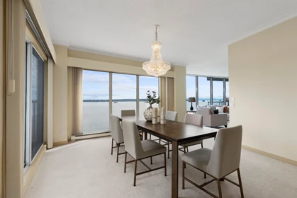 Breakfast Nook Photo of 1401 2120 Argyle Avenue, West Vancouver, BC