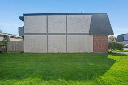 Swimming Pool Photo of 23 10840 Springmont Drive, Richmond, BC