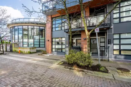 Front Yard Photo of 2751 Spring Street, Port Moody, BC