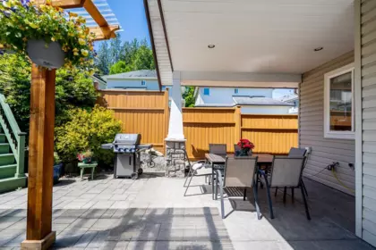 Hot Tub / Spa Photo of 21620 93rd Avenue, Langley, BC