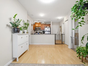 Kitchen Photo of 403 415 E Columbia Street, New Westminster, BC