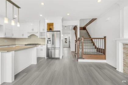 Kitchen Island Photo of 21037 77 Avenue, Langley, BC