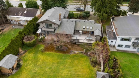 Fitness Center Photo Near 5541 Gilpin Street, Burnaby, BC