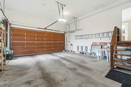 Garage Interior Photo of 5541 Gilpin Street, Burnaby, BC