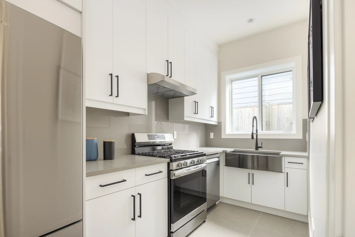 Dining Area Photo of 936 Poirier Street, Coquitlam, BC