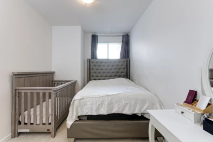 Powder Room Photo of 324 15138 34 Avenue, Surrey, BC