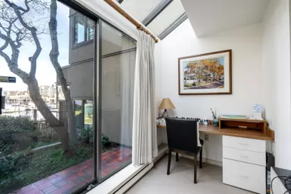 Breakfast Nook Photo of 836 Millbank, Vancouver, BC