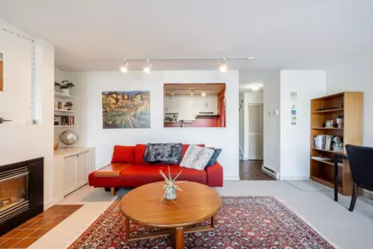 Kitchen Photo of 836 Millbank, Vancouver, BC