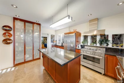 Community Amenities Photo (Clubhouse) of 670 Montroyal Boulevard, North Vancouver, BC