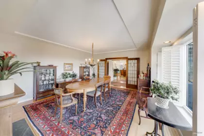 Kitchen Island Photo of 670 Montroyal Boulevard, North Vancouver, BC