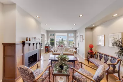 670 Montroyal Boulevard, North Vancouver, BC, North Vancouver — Single Family Residence for sale