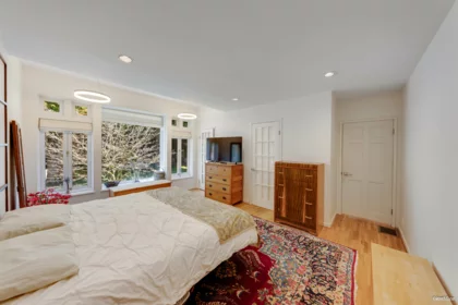 Walk-In Closet Photo of 670 Montroyal Boulevard, North Vancouver, BC