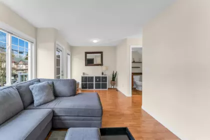 Mudroom Photo of 6 6110 138 Street, Surrey, BC