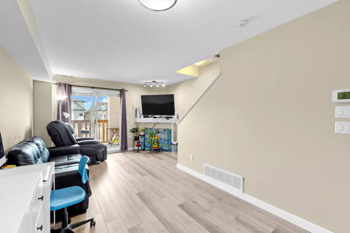 Family Room Photo of 19 7100 Lynnwood Drive, Richmond, BC