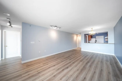 Kitchen Island Photo of 1011 7380 Elmbridge Way, Richmond, BC