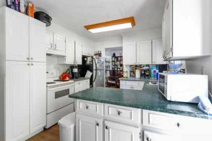 Kitchen Photo of 11220 72 Avenue, Delta, BC