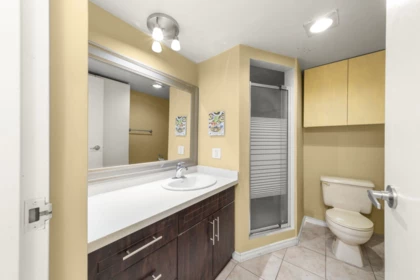 Walk-In Closet Photo of 802 6651 Minoru Boulevard, Richmond, BC