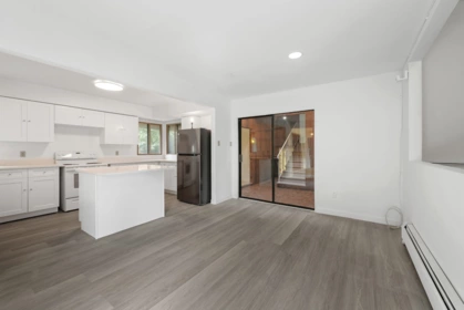 Breakfast Nook Photo of 7564 184 Street, Surrey, BC