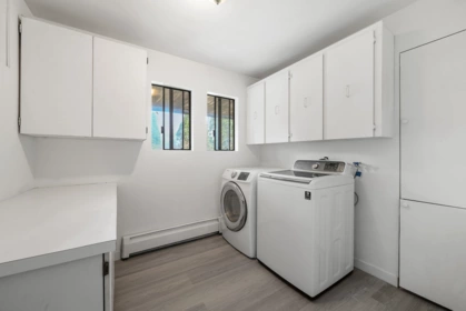 Hallway Photo of 7564 184 Street, Surrey, BC
