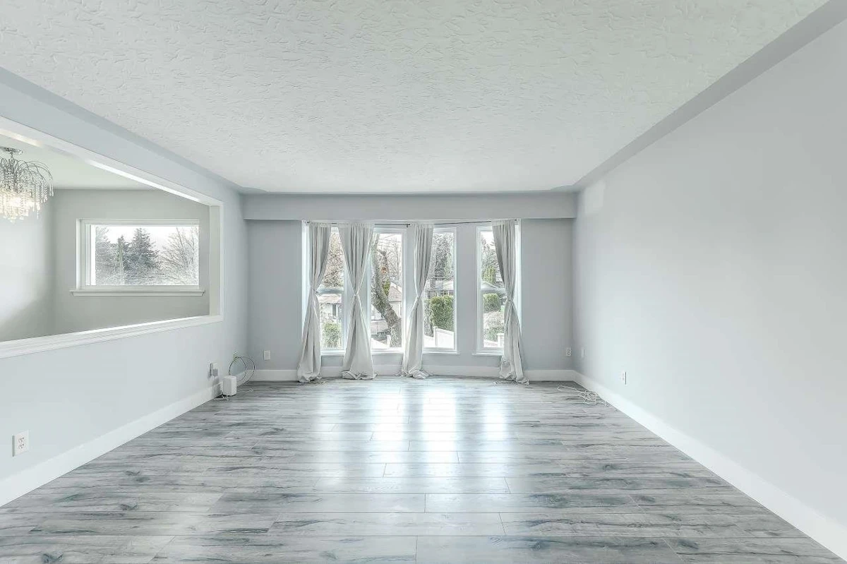 Dining Area Photo of 32881 Orchid Crescent, Mission, BC