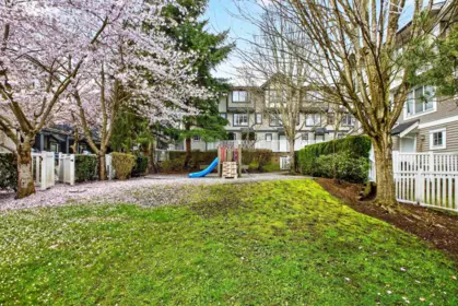 Entry Foyer Photo of 62 20176 68 Avenue, Langley, BC