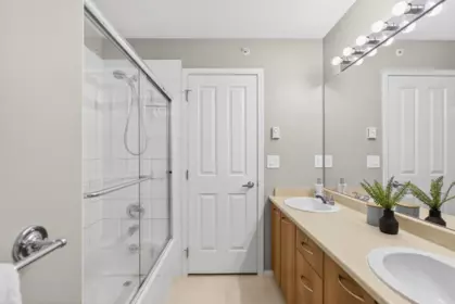 Guest Bathroom Photo of 62 20176 68 Avenue, Langley, BC