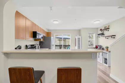 Kitchen Island Photo of 62 20176 68 Avenue, Langley, BC