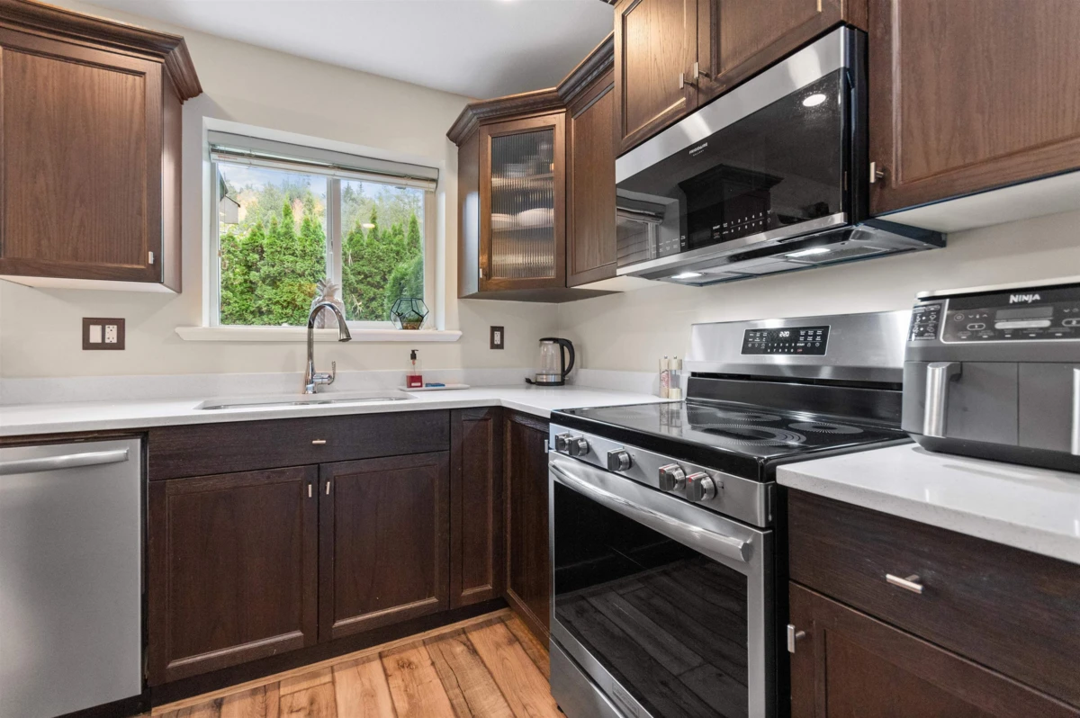 Family Room Photo of 18 46832 Hudson Road, Chilliwack, BC