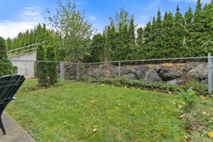 Outdoor Kitchen Photo of 18 46832 Hudson Road, Chilliwack, BC