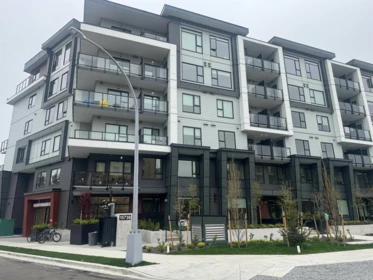 303 15739 Fraser Highway, Surrey, BC, Surrey — Apartment/Condo for sale