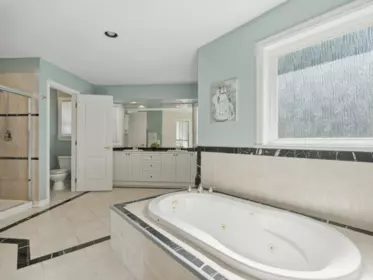 Entry Foyer Photo of 1725 Sugarpine Court, Coquitlam, BC