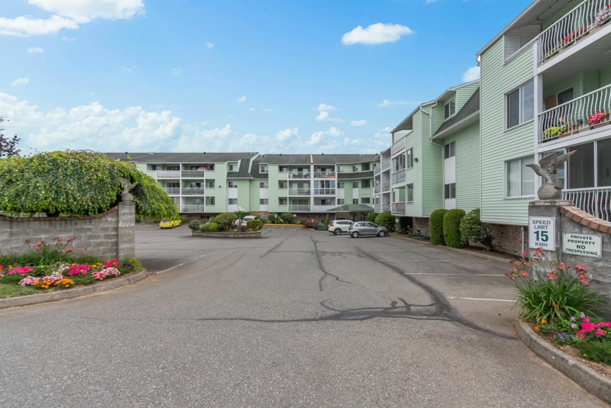 Exterior Rear Photo of 217 31850 Union Avenue, Abbotsford, BC