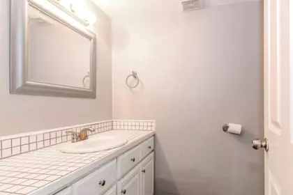 Laundry Room Photo of 4551 197a Street, Langley, BC