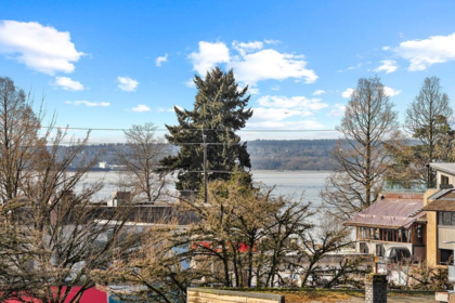 Outdoor Deck Photo of 1465 Clyde Avenue, West Vancouver, BC