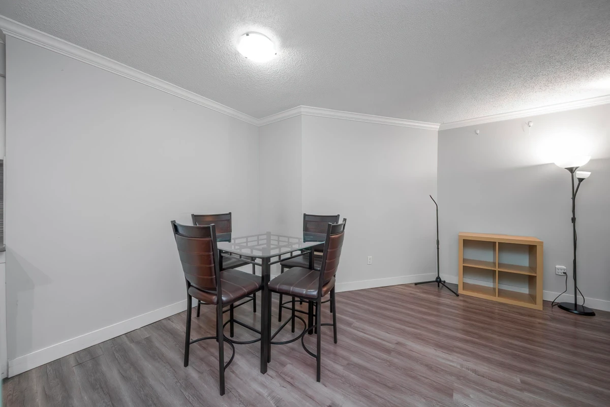 Dining Area Photo of 114 6655 Lynas Lane, Richmond, BC