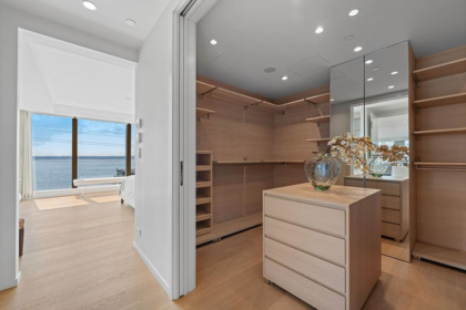 Mudroom Photo of 304 1355 Bellevue Avenue, West Vancouver, BC